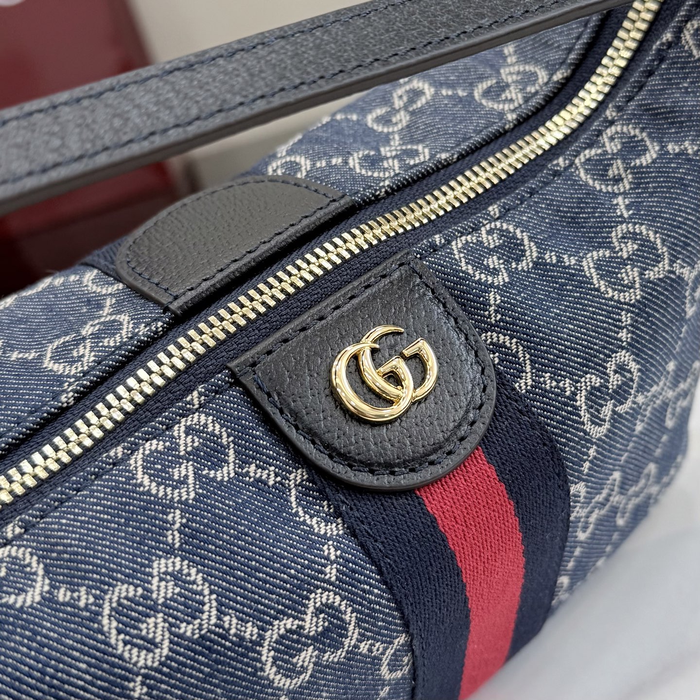 Gvc*1 Vanity Medium Top Handle Bag -19*10*9CM