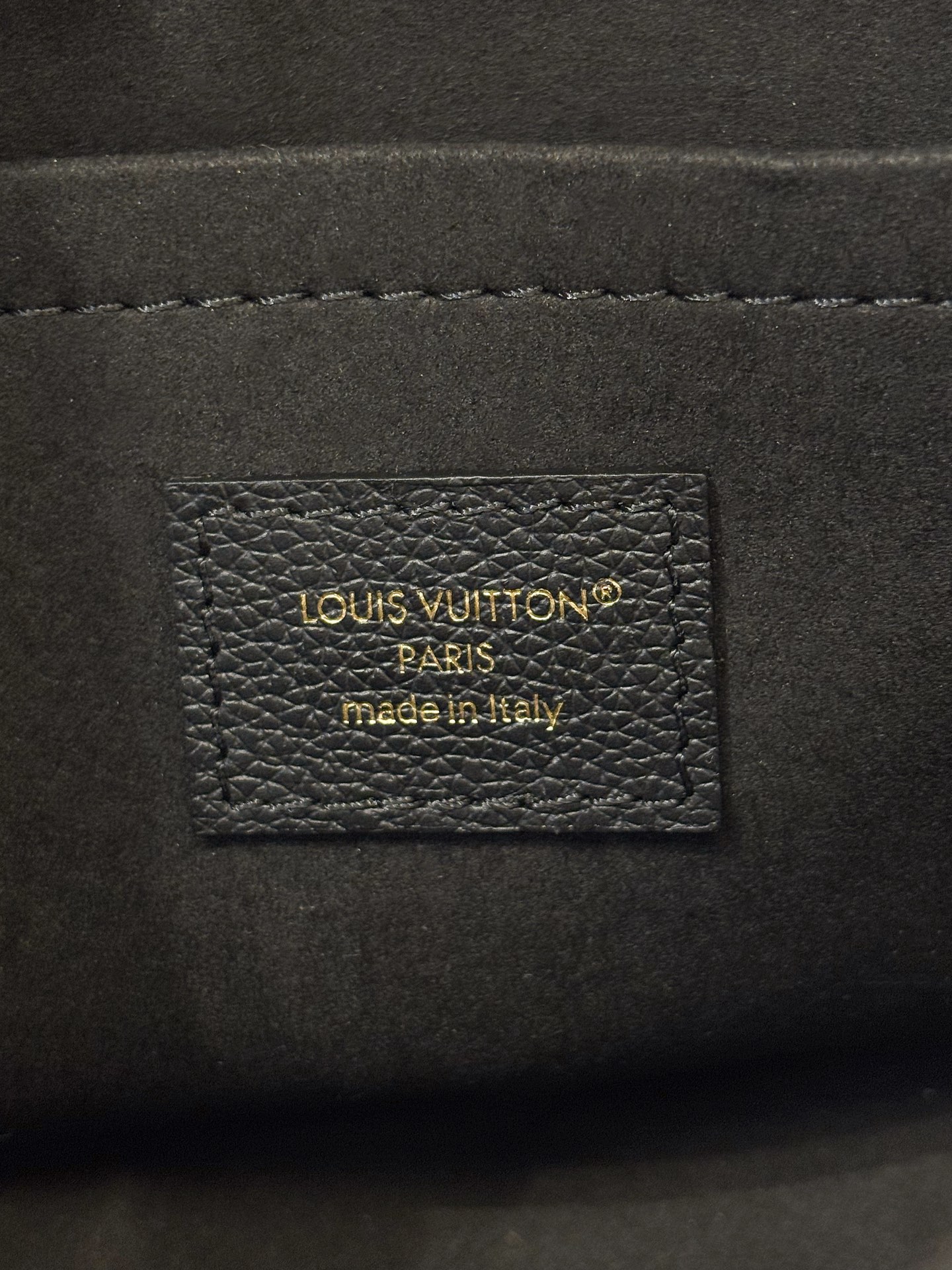 LV Saint Germain BB Monogram Canvas - Handbags M26398-24x17x9CM