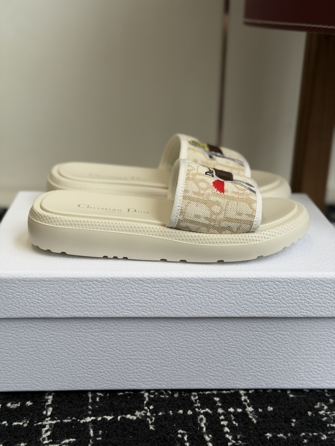 Diro Sandals