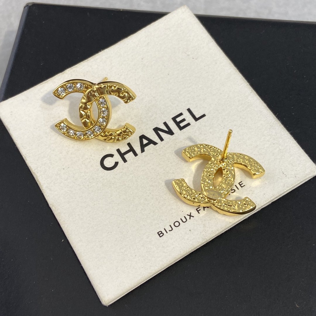 Ch@nel Earring