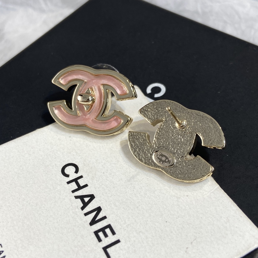 Ch@nel Earring