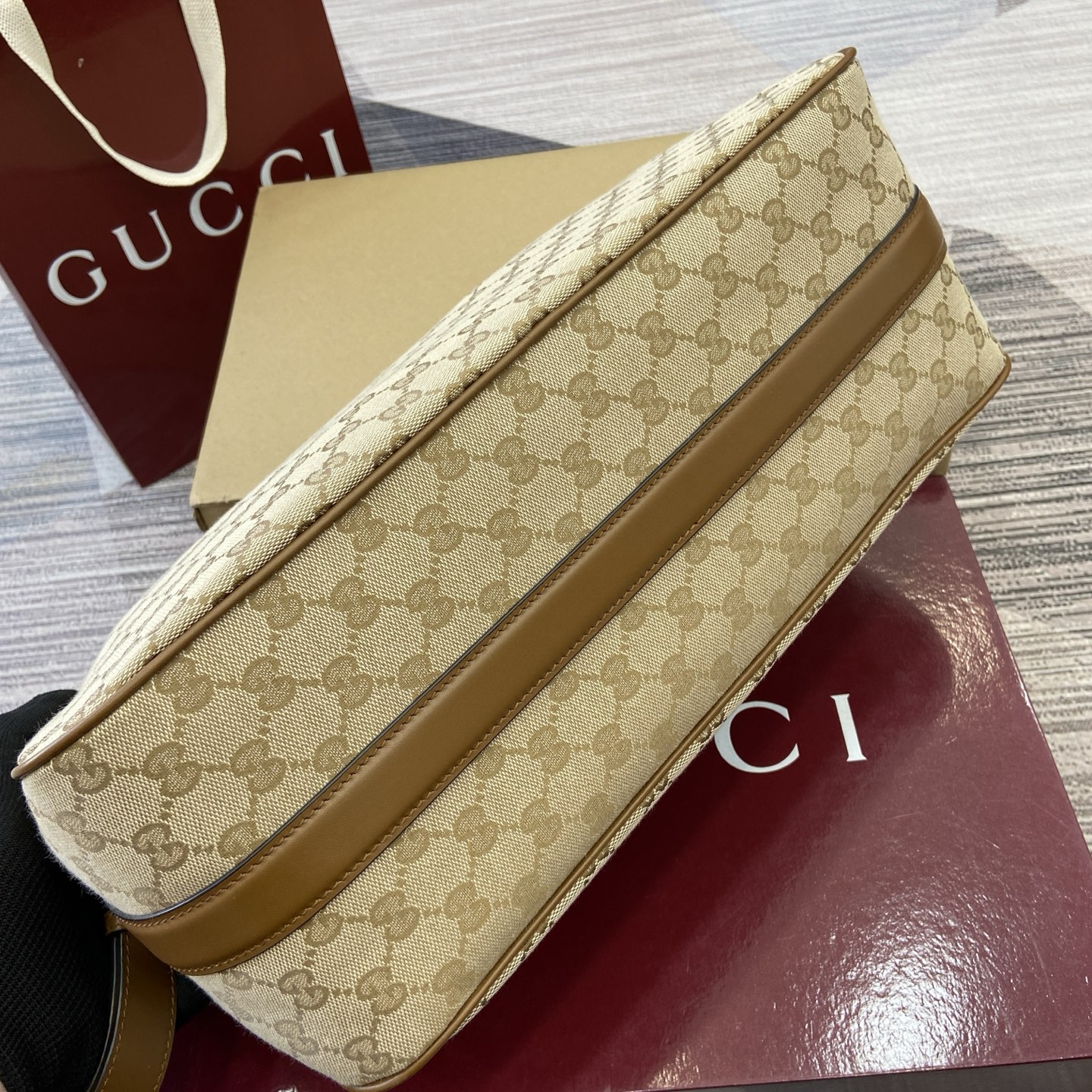 Gvc*1 Half Horsebit Small Shoulder Bag-31.5*17*12CM