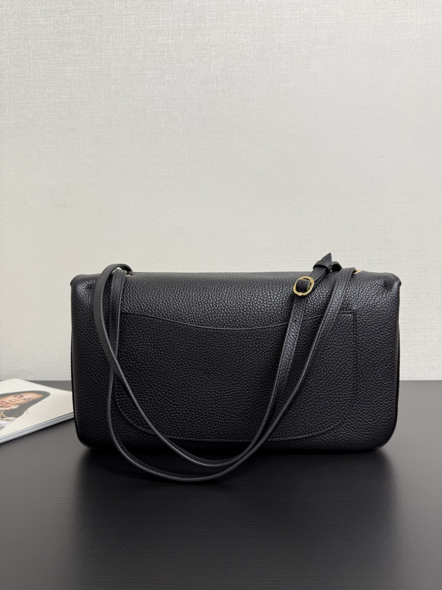 Cha*nel Grained Calfskin Small Souplissimo Maxi Flap Black-32CM