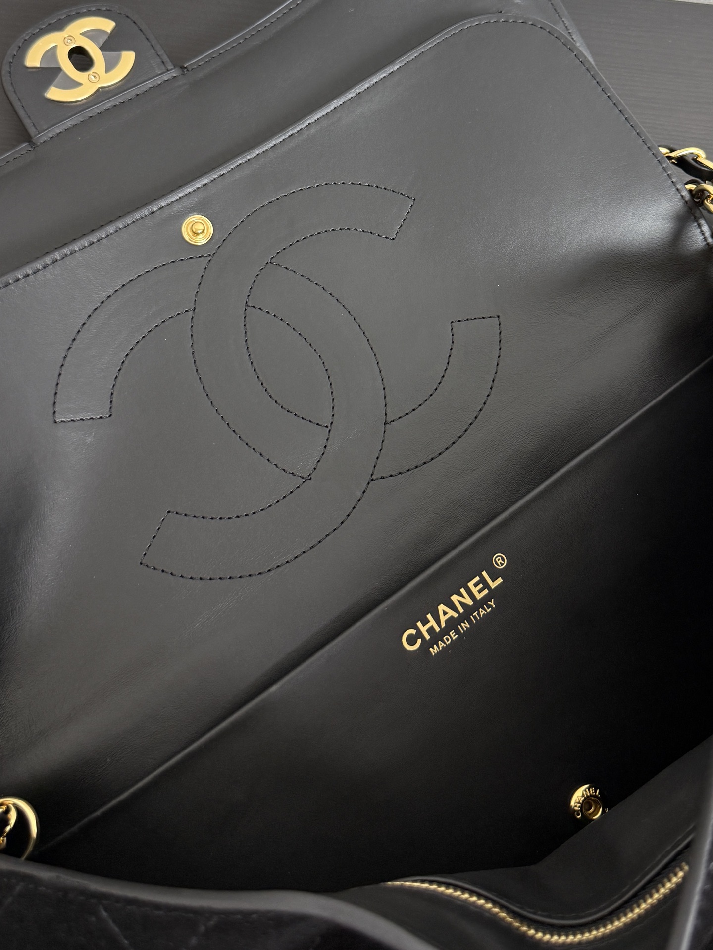 Cha*nel Suede Calfskin Souplissimo Maxi Flap-32CM