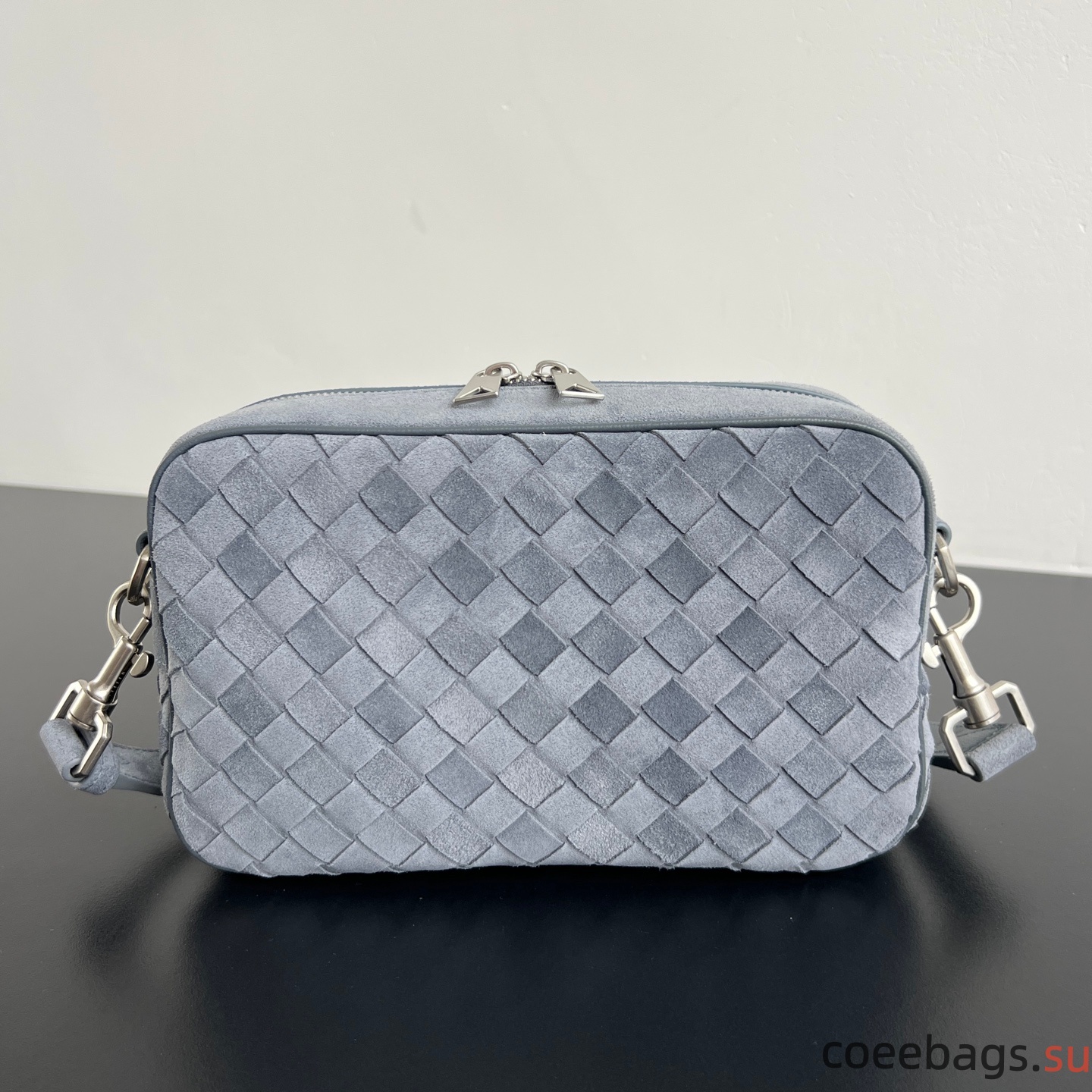 B0tt*ga Ven*ta Small Interrecciato Bag-24.5x15x6CM