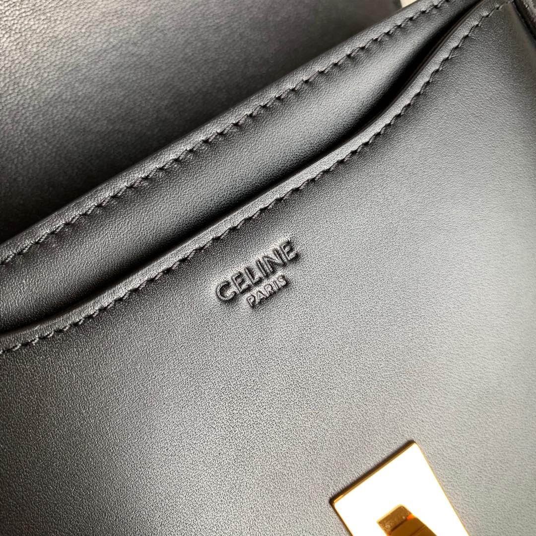 Celin Besace 16 Bag in Natural Calfskin -19*17*6CM