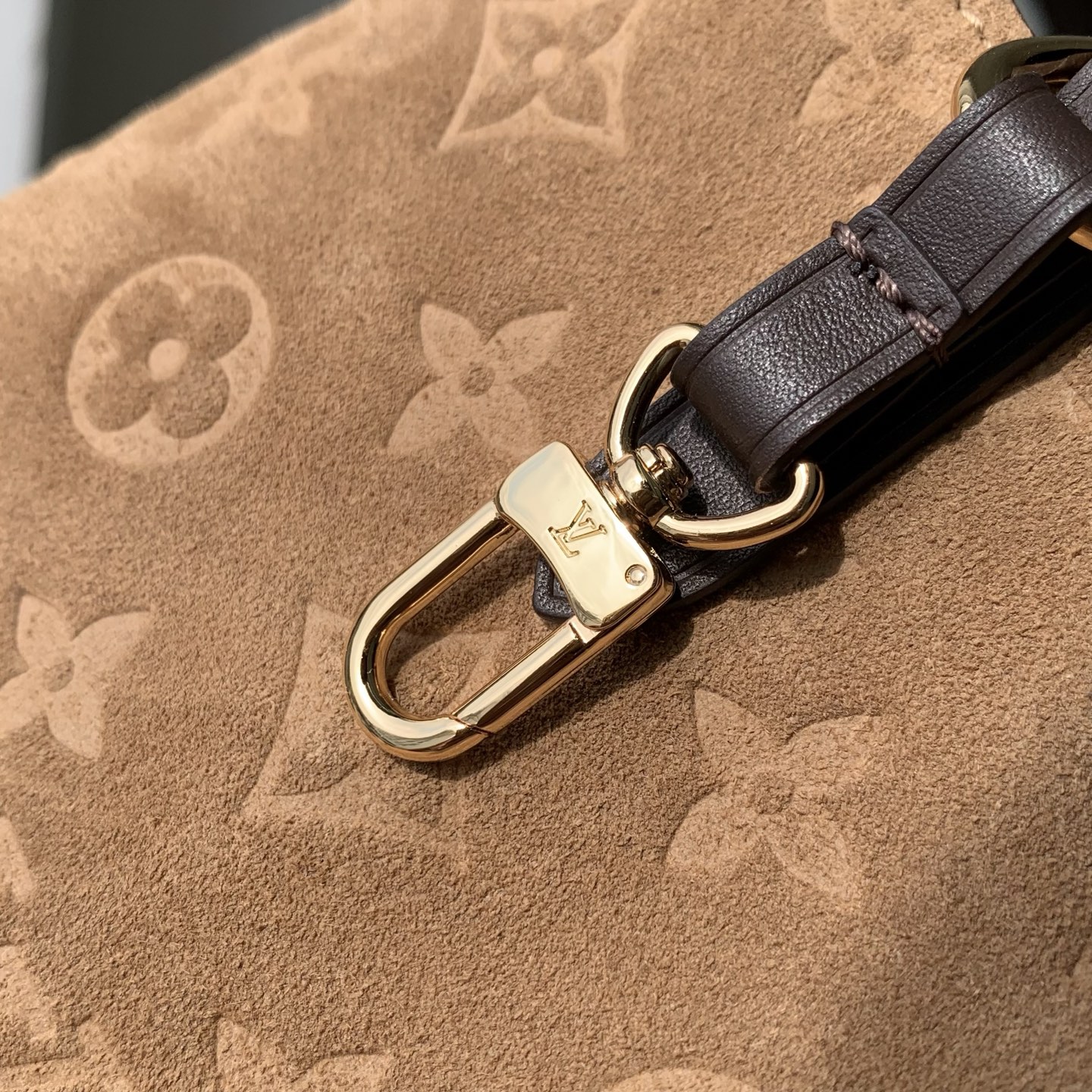LV All In One Monogram Empreinte Leather - Women -40 x 22 x 15CM