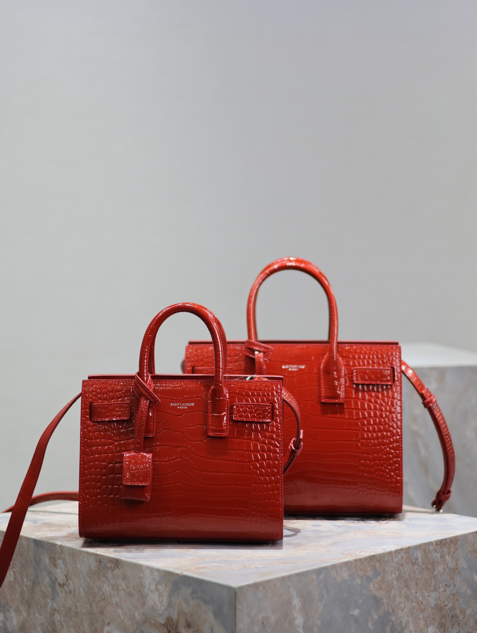 Y51 Sac De Jour-22x18x10.5&26x20.5x12.5CM