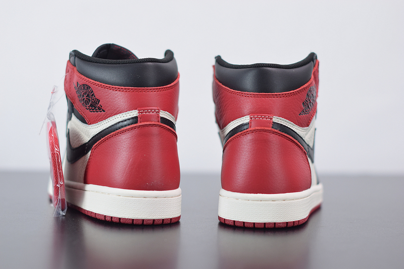 AIR JORDAN 1 HIGH OG “COURT PURPLE” 555088-125