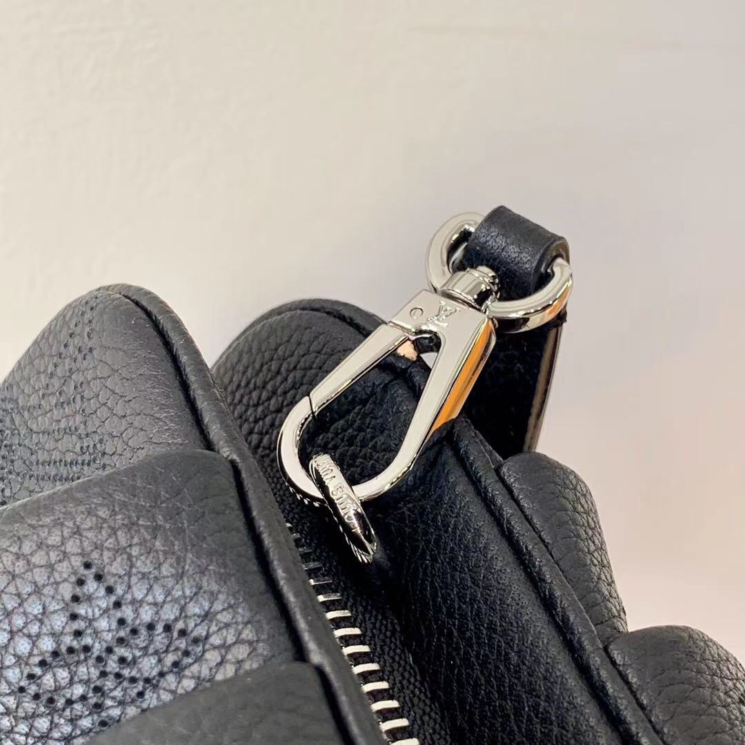 l0*is V*t0n scala handbags-23*12.5*5cm