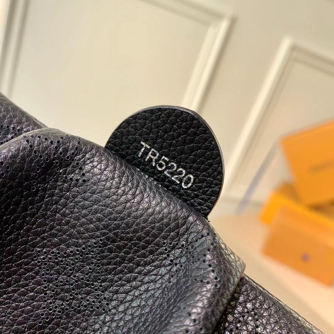 l0*is V*t0n scala handbags-23*12.5*5cm