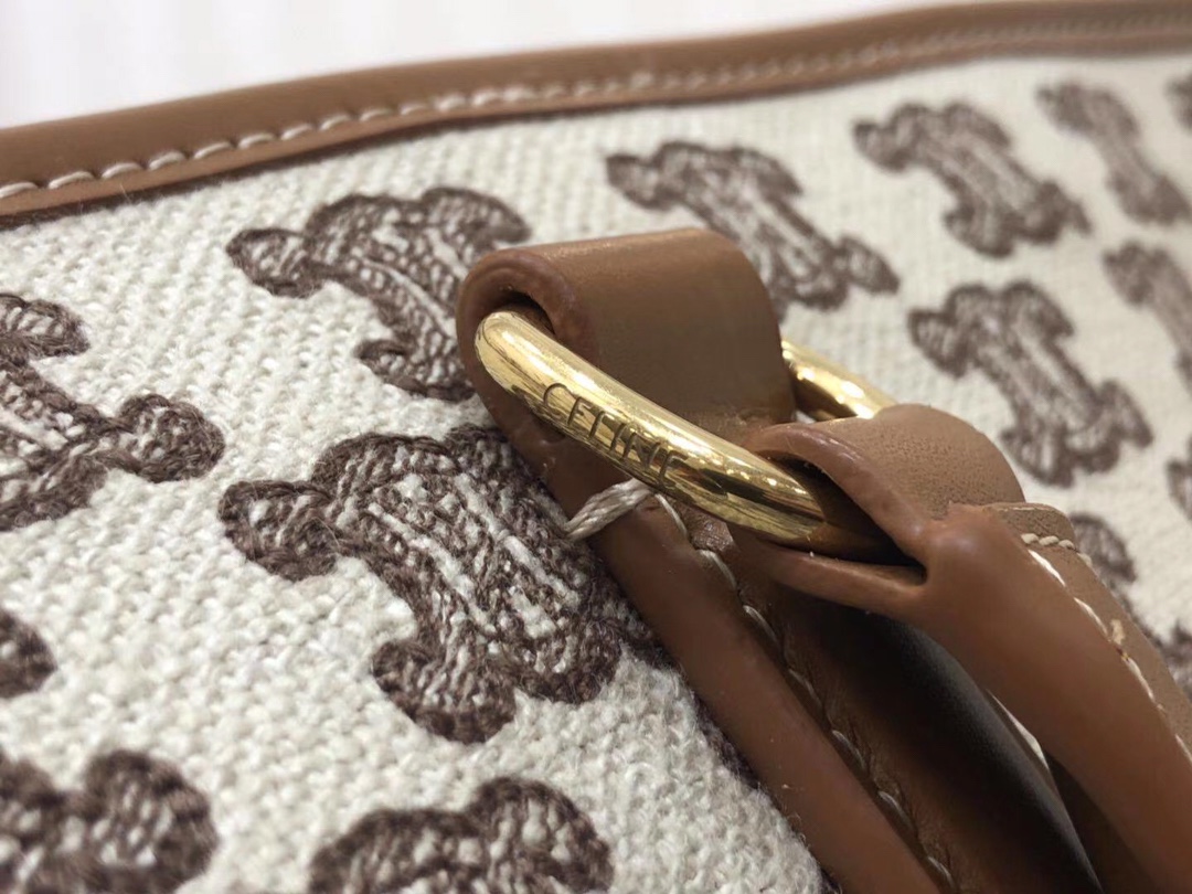 Celin Cabas Triomphe Tote-43*31* 15CM