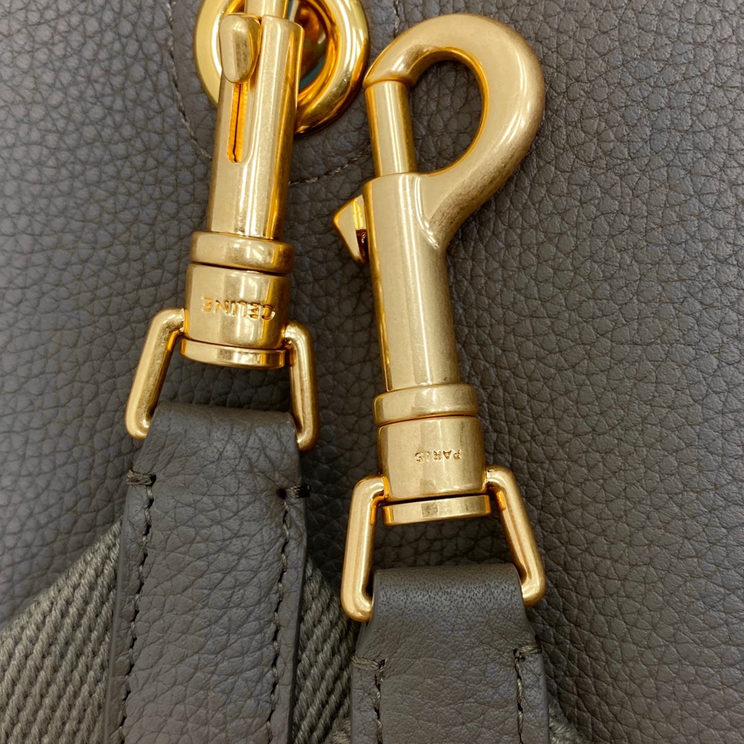 Ce**e sangle bag-23*17*33cm