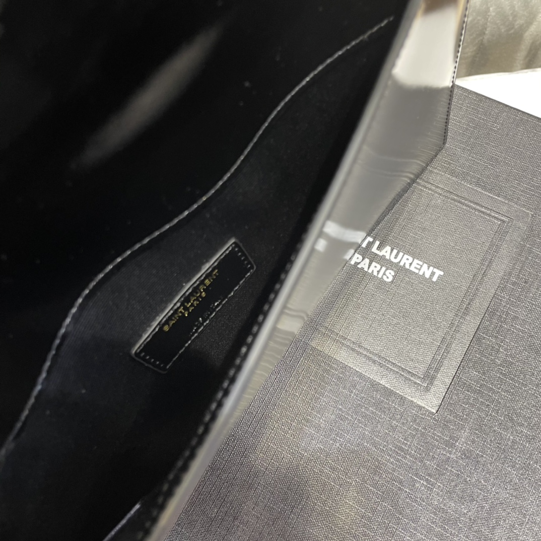 Y*L uptown wallet-27×16×2cm