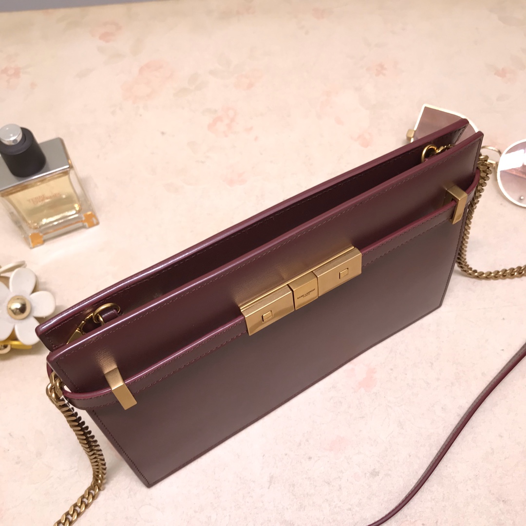 Y*L chain bag-24*16*5cm