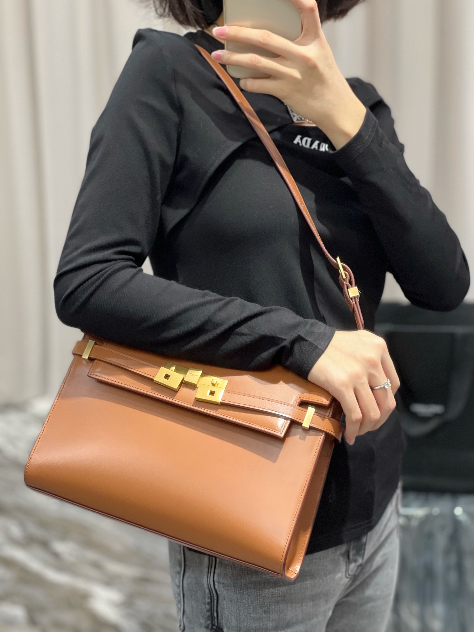 Y*L manhattan-29x20.5x7cm