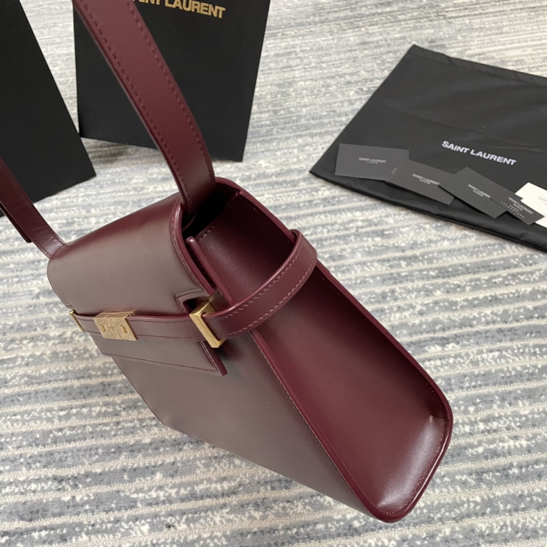 Y*L manhattan-29x20.5x7cm